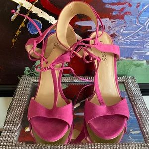 Guess Pink Suede Sandal Size 10 5 inch heels Don’t have box